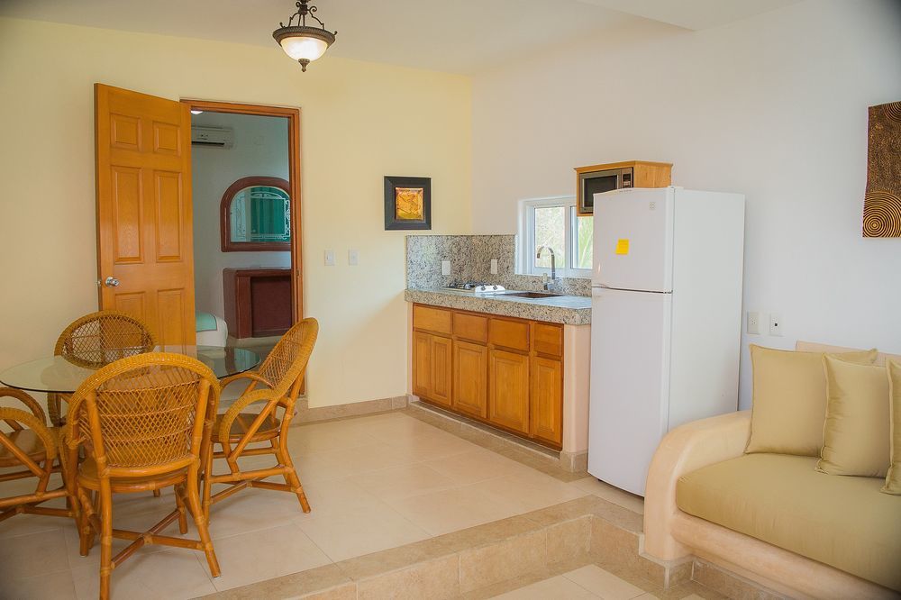 Bungalows Arena Dorada (Adults Only) Zihuatanejo Ngoại thất bức ảnh